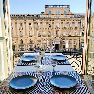 Apartment Host - De Luxe Aux Terreaux & Jacuzzi, Lyon