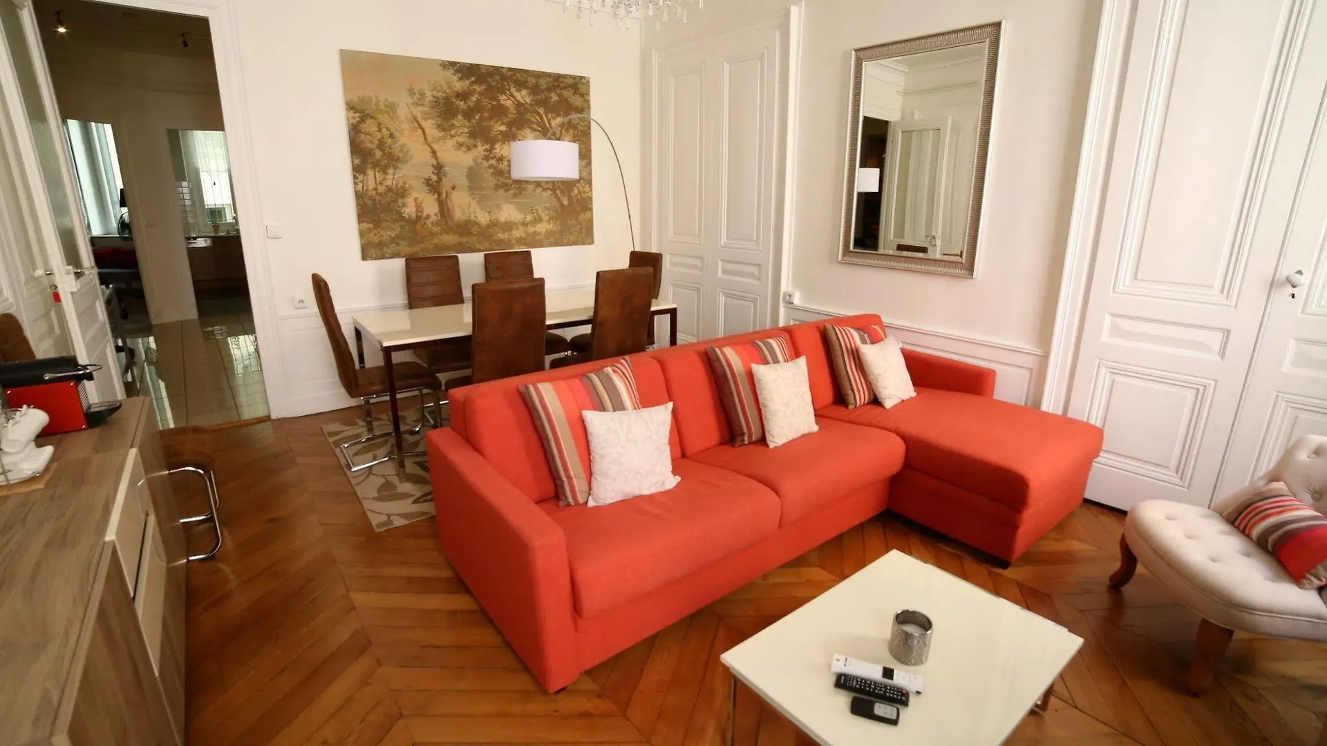 La Suite Lanterne contacts